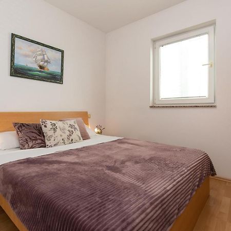Apartment Filip Крк Экстерьер фото