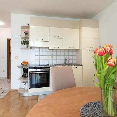 Apartment Filip Крк Экстерьер фото