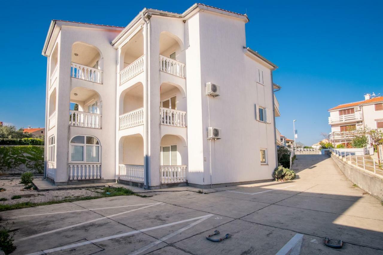 Apartment Filip Крк Экстерьер фото